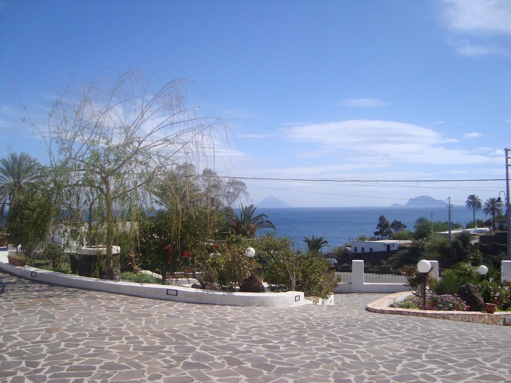 Case Vacanze Villa Lory Malfa  Dış mekan fotoğraf